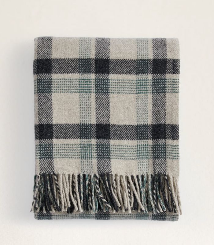 Eco-Wise Wool Fringed Throw