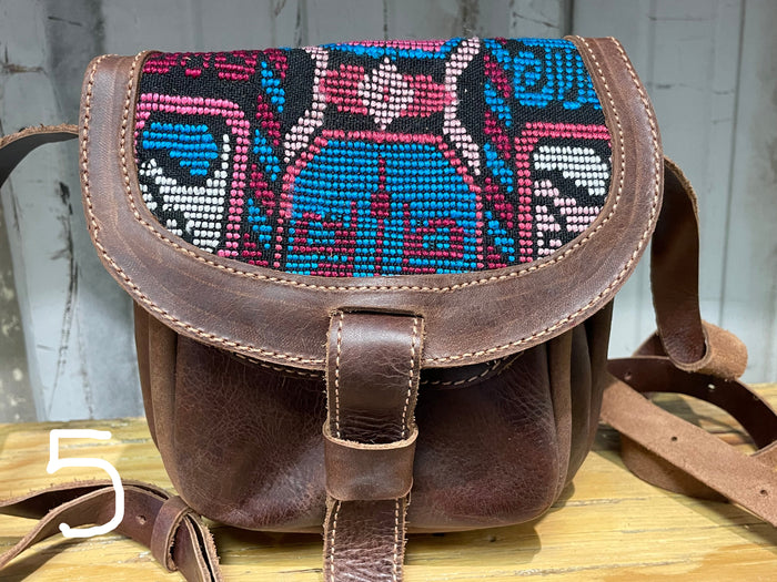 Leather - hard crossbody w/ wipil