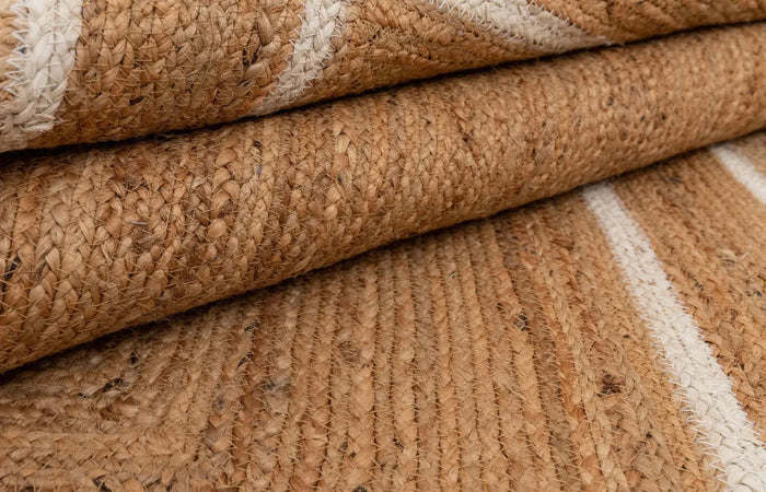 Scallop Jute with White Border - Milagro Collective