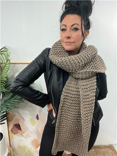 Connie Scarf