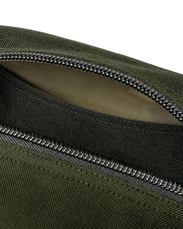 Dryden Travel Pack