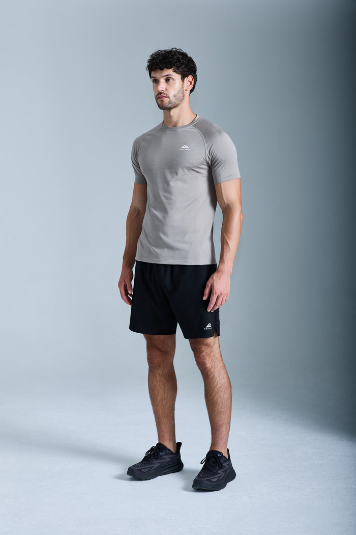 Form Seamless Tee - Pale Taupe/Dune White
