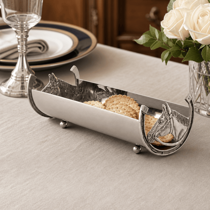 Horseshoe Cracker Holder 2