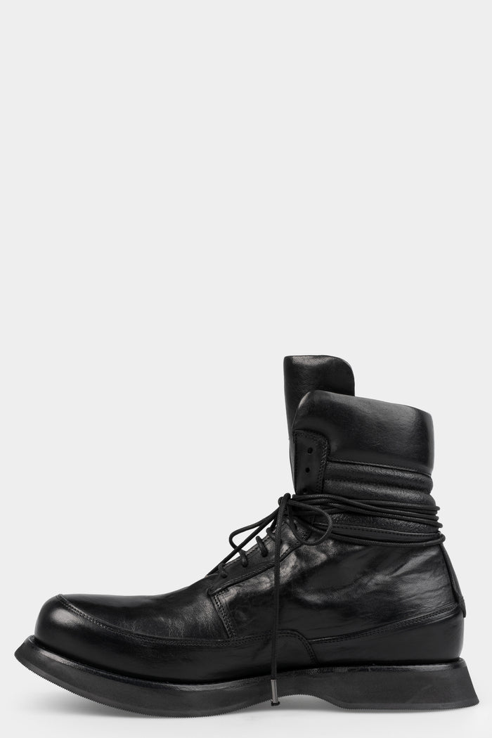 La Haine Inside Us | AW25 - Laced leather boots, M1197
