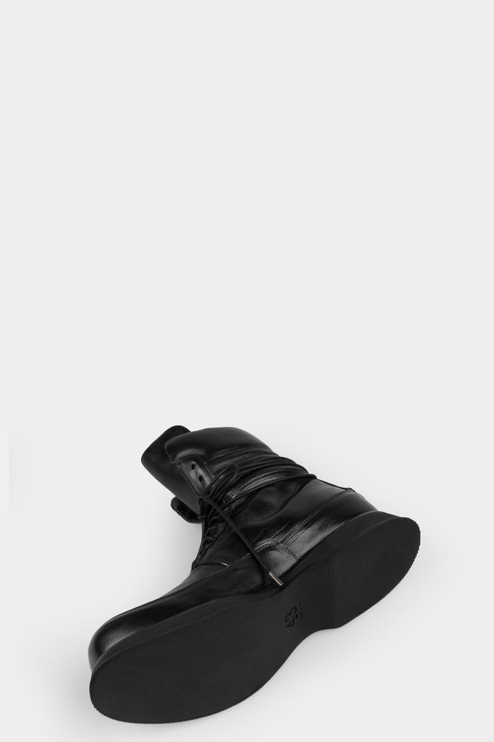La Haine Inside Us | AW25 - Laced leather boots, M1197