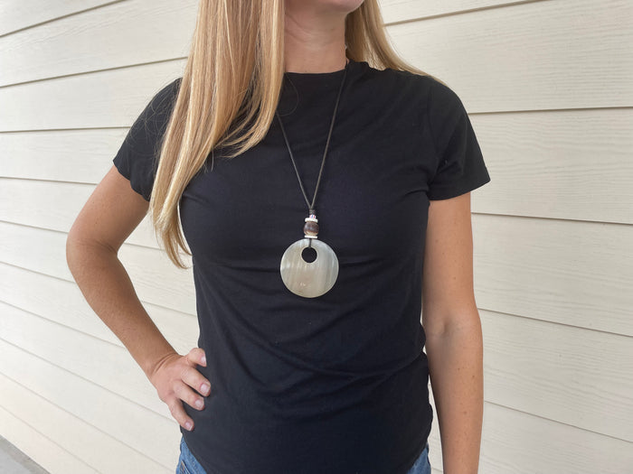 Necklace - Cowhorn Pendant