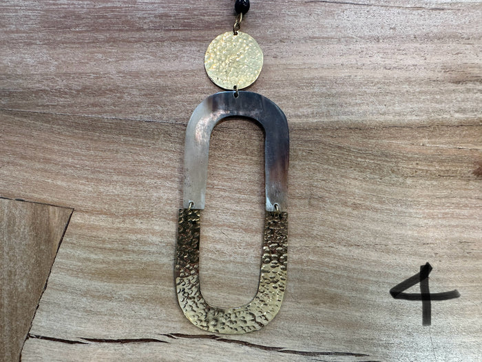 Ornament Brass & cowhorn U