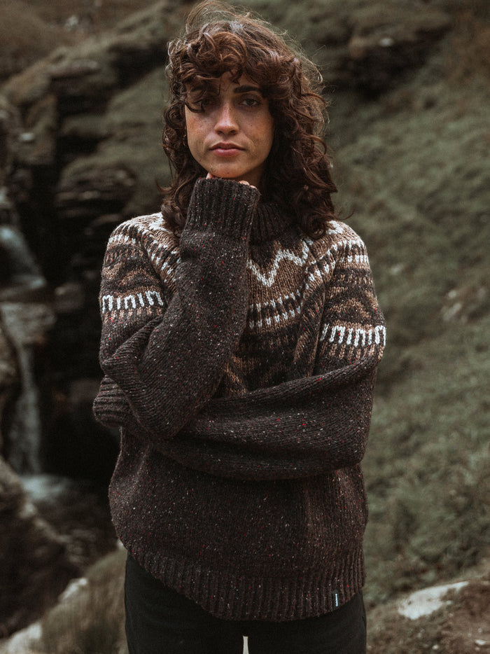 Porth Faire-Isle Yoke Jumper in Burnt Umber/Caramel