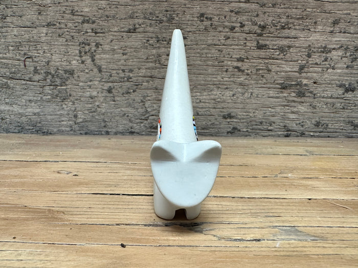 Soapstone cat - white w/ beads