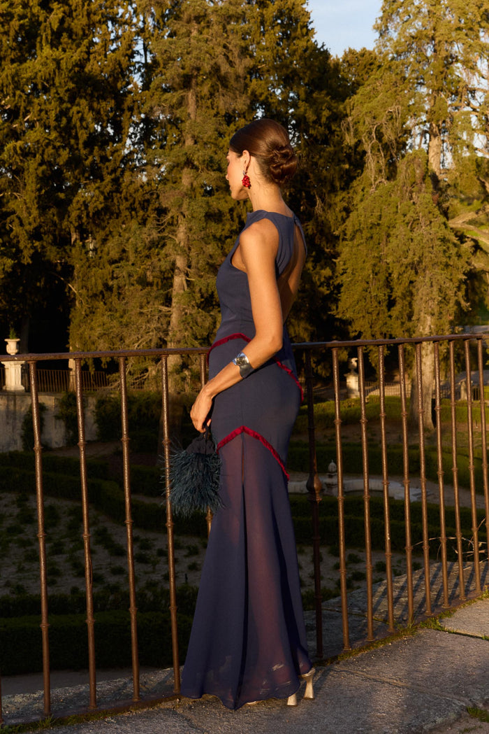 Vestido Grace Marino maxi ceñido de Lady Pipa para invitada de boda.