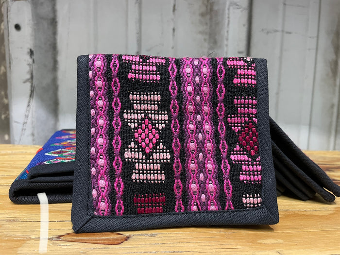 Wipil wallet with velcro